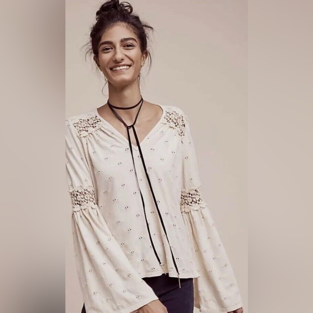 Anthropologie Eri + Ali Cream Wide Sleeve Cotton Blouse size Small